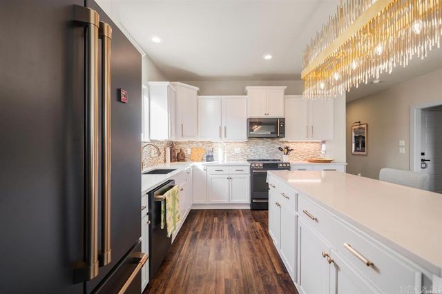 161 Clearwater Cove, Hot Springs, AR 71901