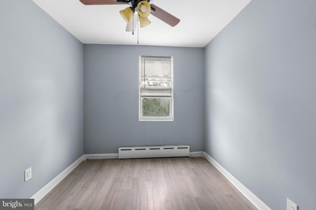4729 SALEM ST, Philadelphia, PA 19124