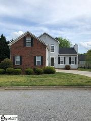 110 Shelby Court, Simpsonville, SC 29681