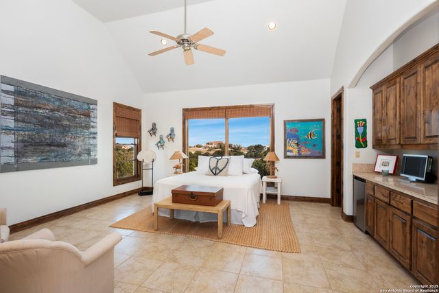 165 Painted Sky, Comfort, TX 78013