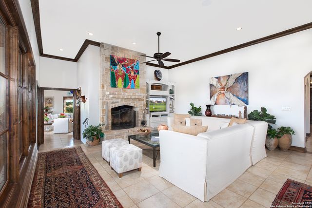 165 Painted Sky, Comfort, TX 78013