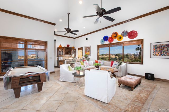 165 Painted Sky, Comfort, TX 78013