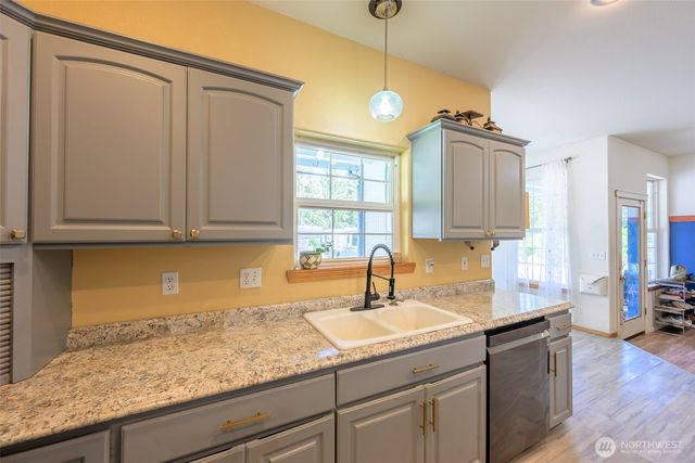 181 Ivy Dale Lane, Chehalis, WA 98532