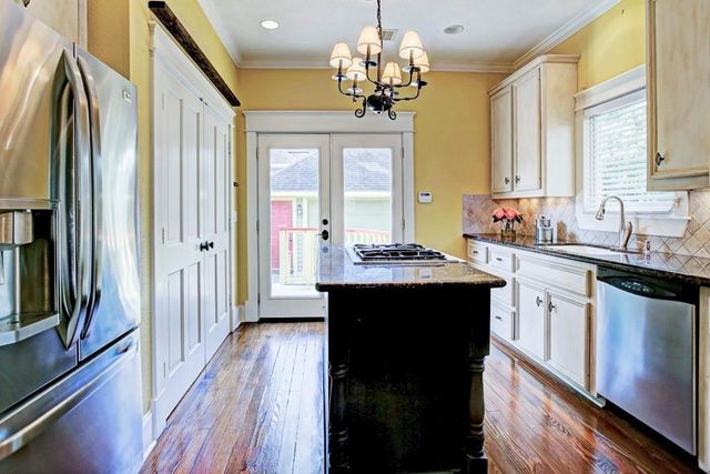 622 W 16th Street, Houston, TX 77008