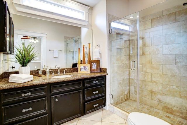 622 W 16th Street, Houston, TX 77008