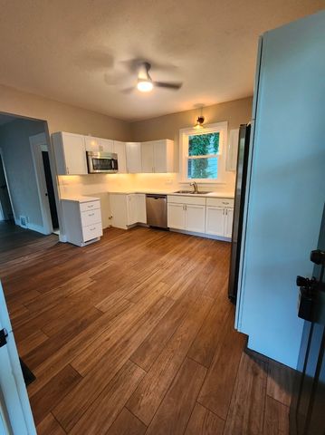 1718 11th Street, Moline, IL 61265