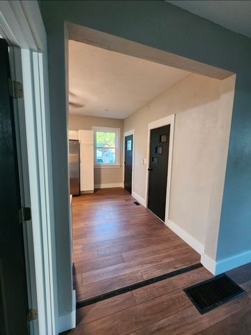 1718 11th Street, Moline, IL 61265