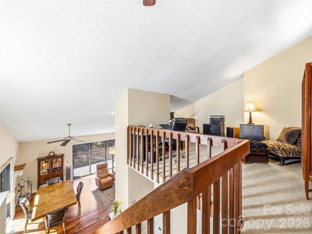 14 Cedarwood Drive, Asheville, NC 28803