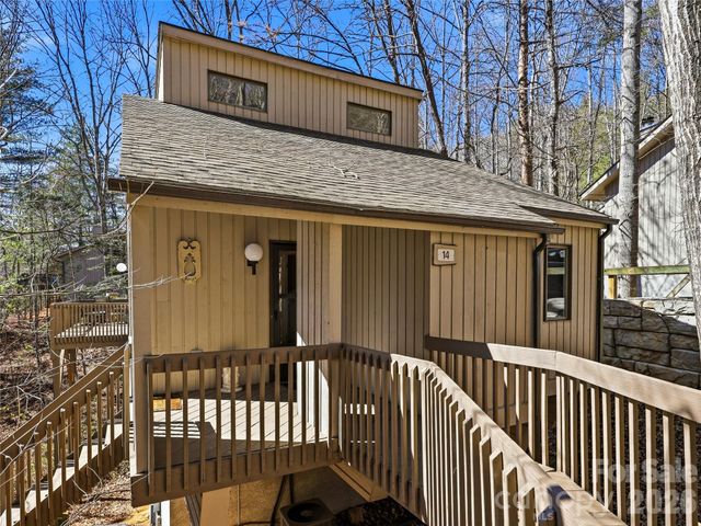 14 Cedarwood Drive, Asheville, NC 28803