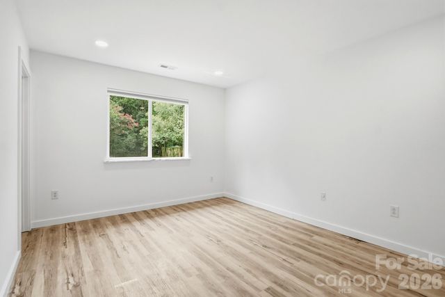 8122 Sherington Way, Charlotte, NC 28227