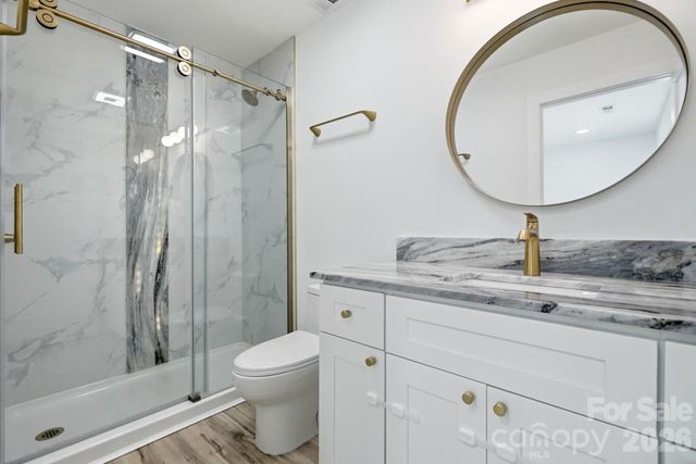 8122 Sherington Way, Charlotte, NC 28227