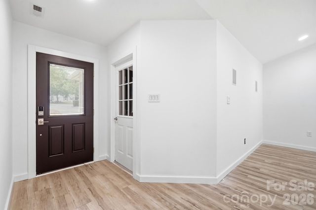 8122 Sherington Way, Charlotte, NC 28227