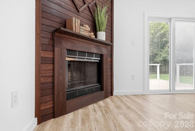 8122 Sherington Way, Charlotte, NC 28227