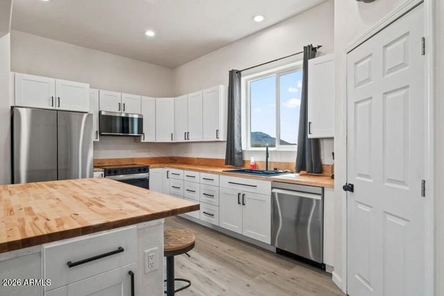 49102 N 530th Avenue, Aguila, AZ 85320
