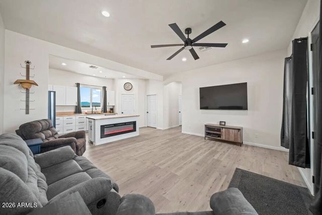 49102 N 530th Avenue, Aguila, AZ 85320