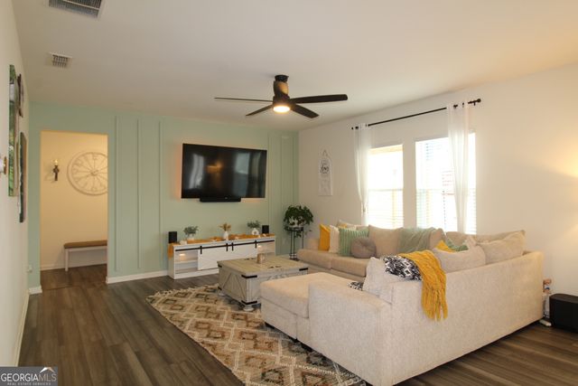 269 Knightsbridge Lane, Winder, GA 30680