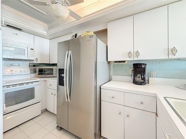 17408 GULF BLVD 1302, Redington Shores, FL 33708