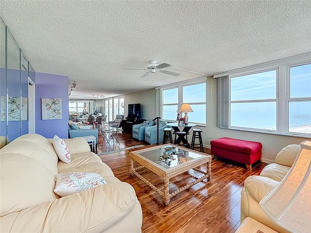 17408 GULF BLVD 1302, Redington Shores, FL 33708