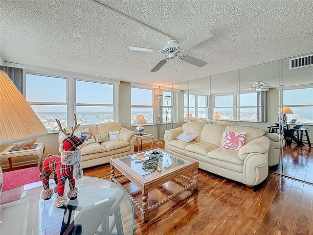 17408 GULF BLVD 1302, Redington Shores, FL 33708