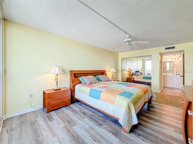 17408 GULF BLVD 1302, Redington Shores, FL 33708