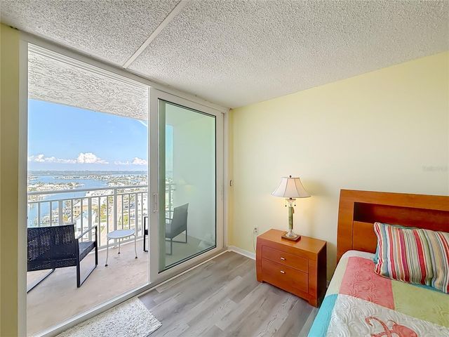 17408 GULF BLVD 1302, Redington Shores, FL 33708