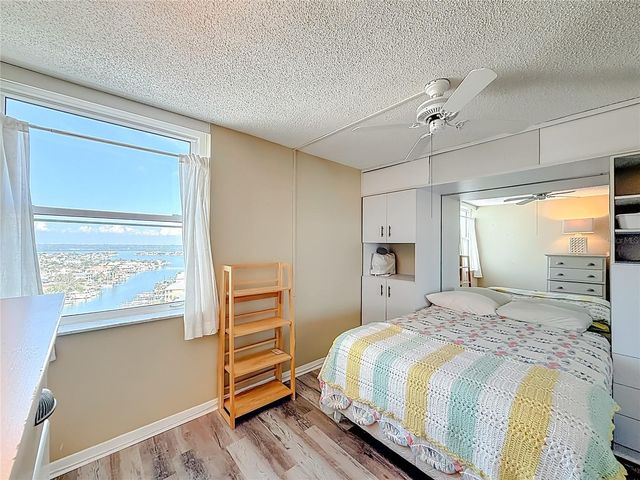 17408 GULF BLVD 1302, Redington Shores, FL 33708