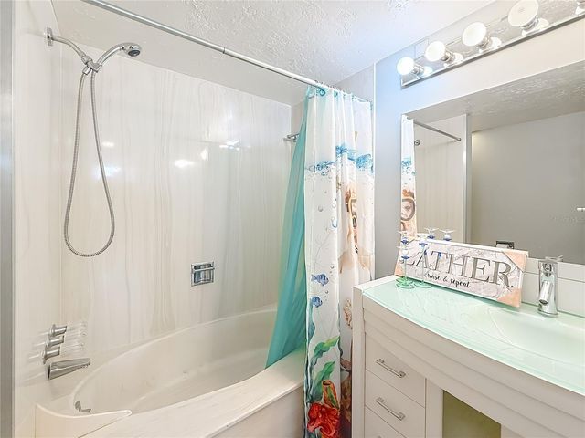 17408 GULF BLVD 1302, Redington Shores, FL 33708