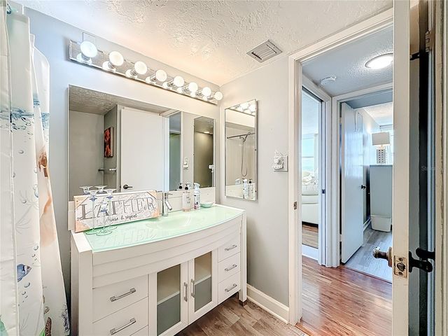 17408 GULF BLVD 1302, Redington Shores, FL 33708