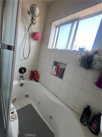 9940 Haines Canyon Avenue, Tujunga, CA 91042