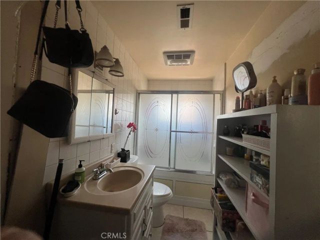 9940 Haines Canyon Avenue, Tujunga, CA 91042