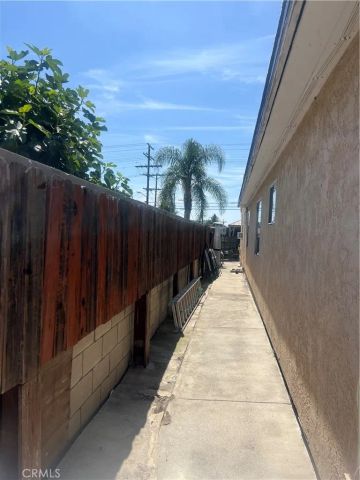9940 Haines Canyon Avenue, Tujunga, CA 91042