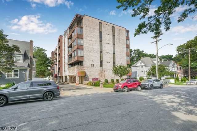55 Clinton Pl 609, Hackensack City, NJ 07601