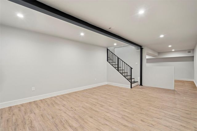 335 Sandy Mountain DR, Sunrise Beach, TX 78643
