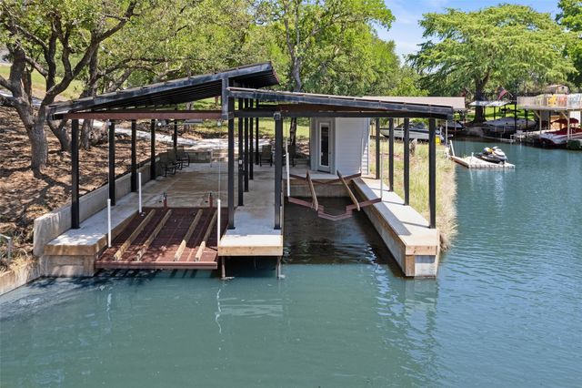 335 Sandy Mountain DR, Sunrise Beach, TX 78643