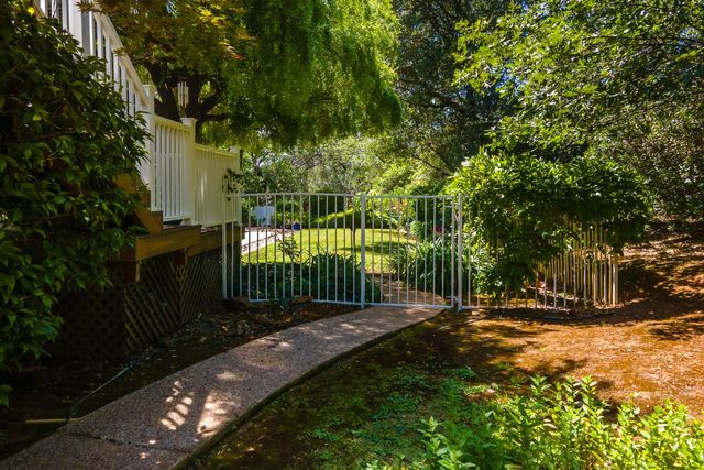 3430 Grandview Cir, Shingle Springs, CA 95682