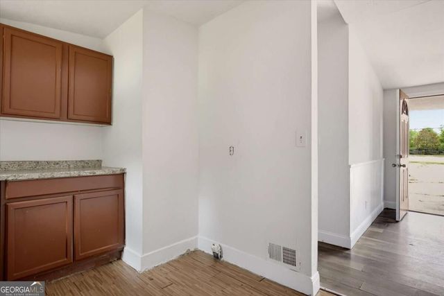2584 Austell Road SW, Marietta, GA 30008