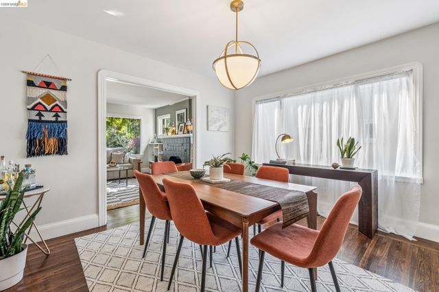 1120 Curtis St, Albany, CA 94706