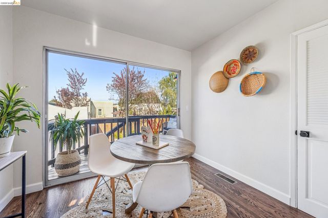 1120 Curtis St, Albany, CA 94706