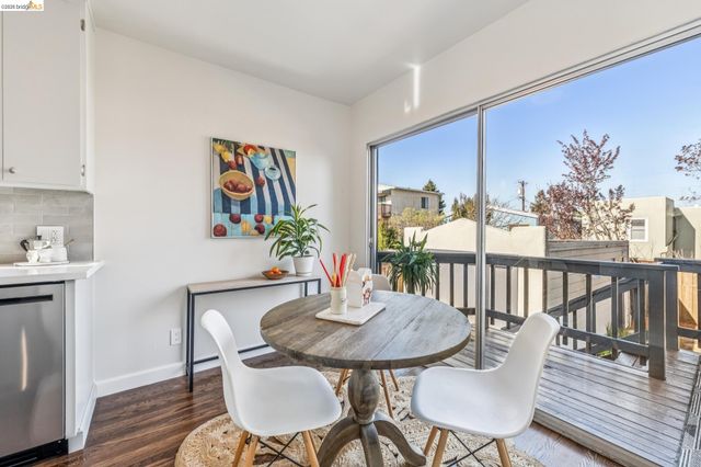 1120 Curtis St, Albany, CA 94706