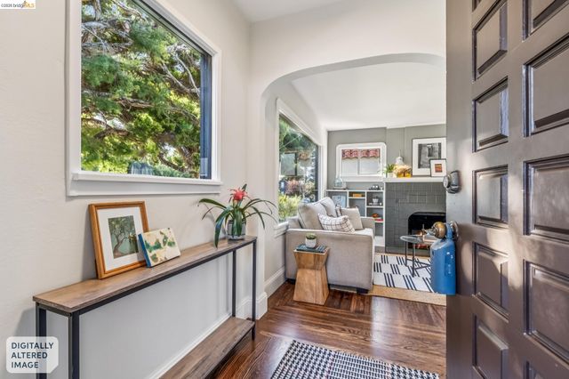 1120 Curtis St, Albany, CA 94706