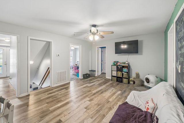 3485 Officers Chapel Rd, Cookeville, TN 38506