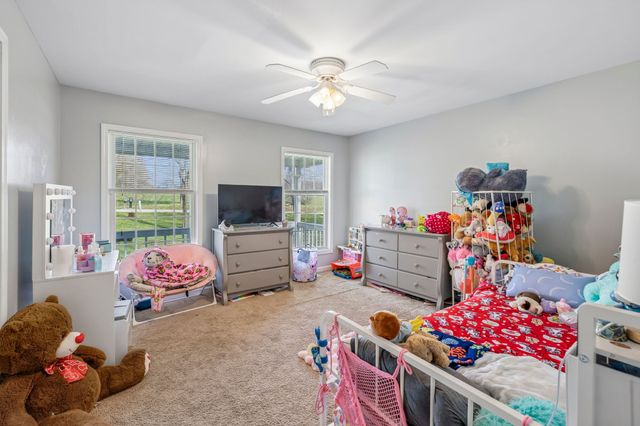 3485 Officers Chapel Rd, Cookeville, TN 38506