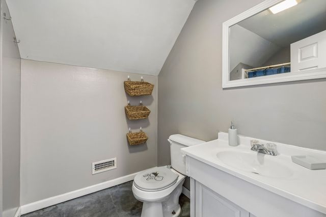 3485 Officers Chapel Rd, Cookeville, TN 38506