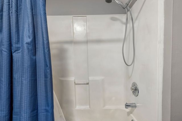 3485 Officers Chapel Rd, Cookeville, TN 38506