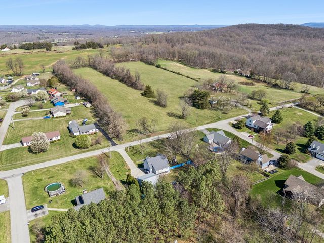 3485 Officers Chapel Rd, Cookeville, TN 38506