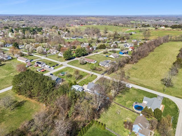 3485 Officers Chapel Rd, Cookeville, TN 38506