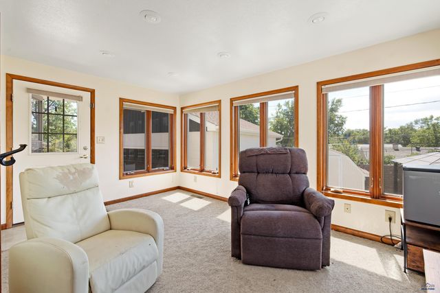 807 HORACE MANN, Rapid City, SD 57701