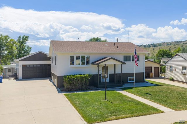 807 HORACE MANN, Rapid City, SD 57701
