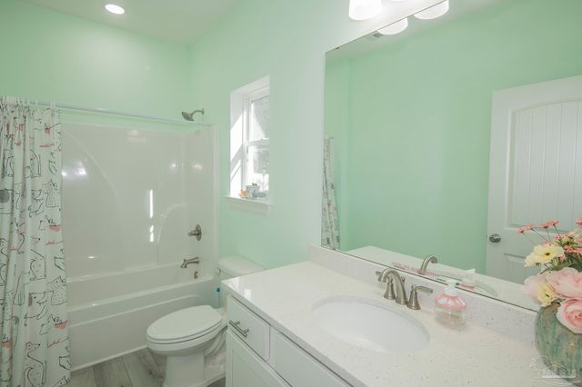 512 W Romana St, Pensacola, FL 32502