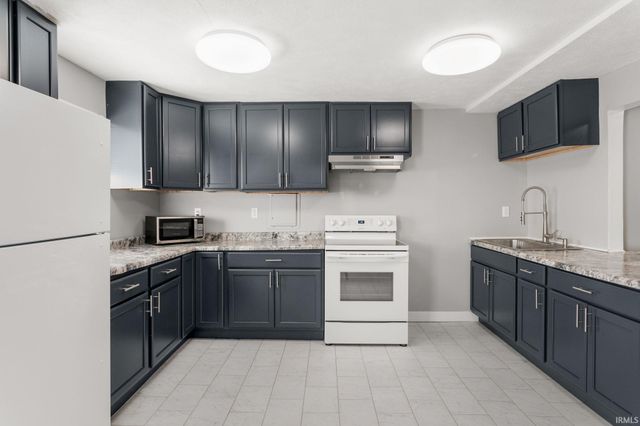 815 N Main Street, Mishawaka, IN 46545